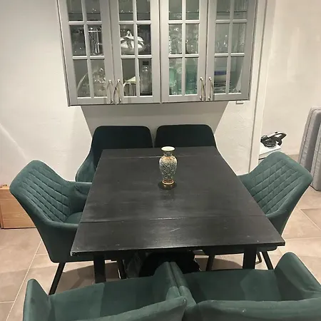 Апартаменты Renovated Basement In